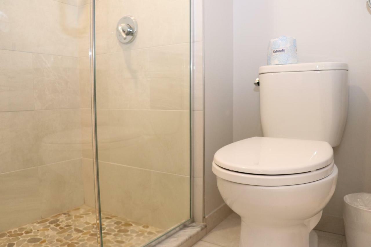 A Stylish Stay W/ A Queen Bed, Heated Floors.. #31 Μπρούκλαϊν Εξωτερικό φωτογραφία